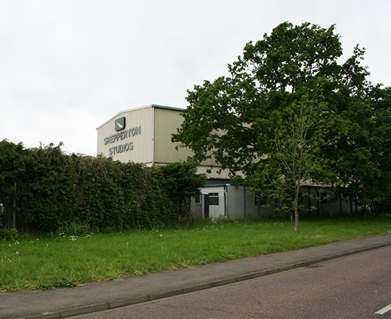 Ballardian: Shepperton Photo Essay
